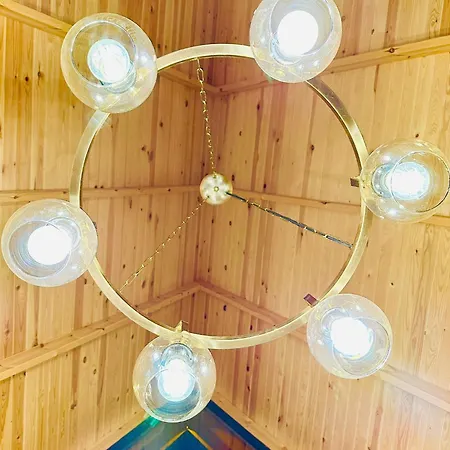 Kalkan'da Dogal Ahsap Ev, 2 Yatak Odasi, 1 Banyo, Wi-fi 度假居 *