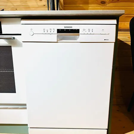 Feriehus Kalkan'da Dogal Ahsap Ev, 2 Yatak Odasi, 1 Banyo, Wi-fi *