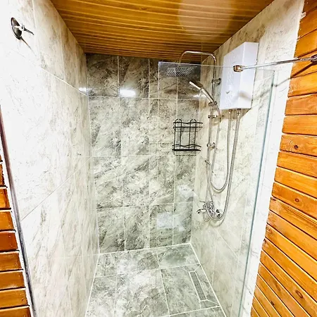 Feriehus Kalkan'da Dogal Ahsap Ev, 2 Yatak Odasi, 1 Banyo, Wi-fi Kaş